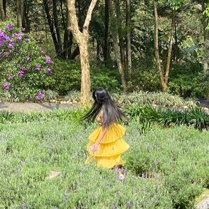 Ruffled yellow skirt